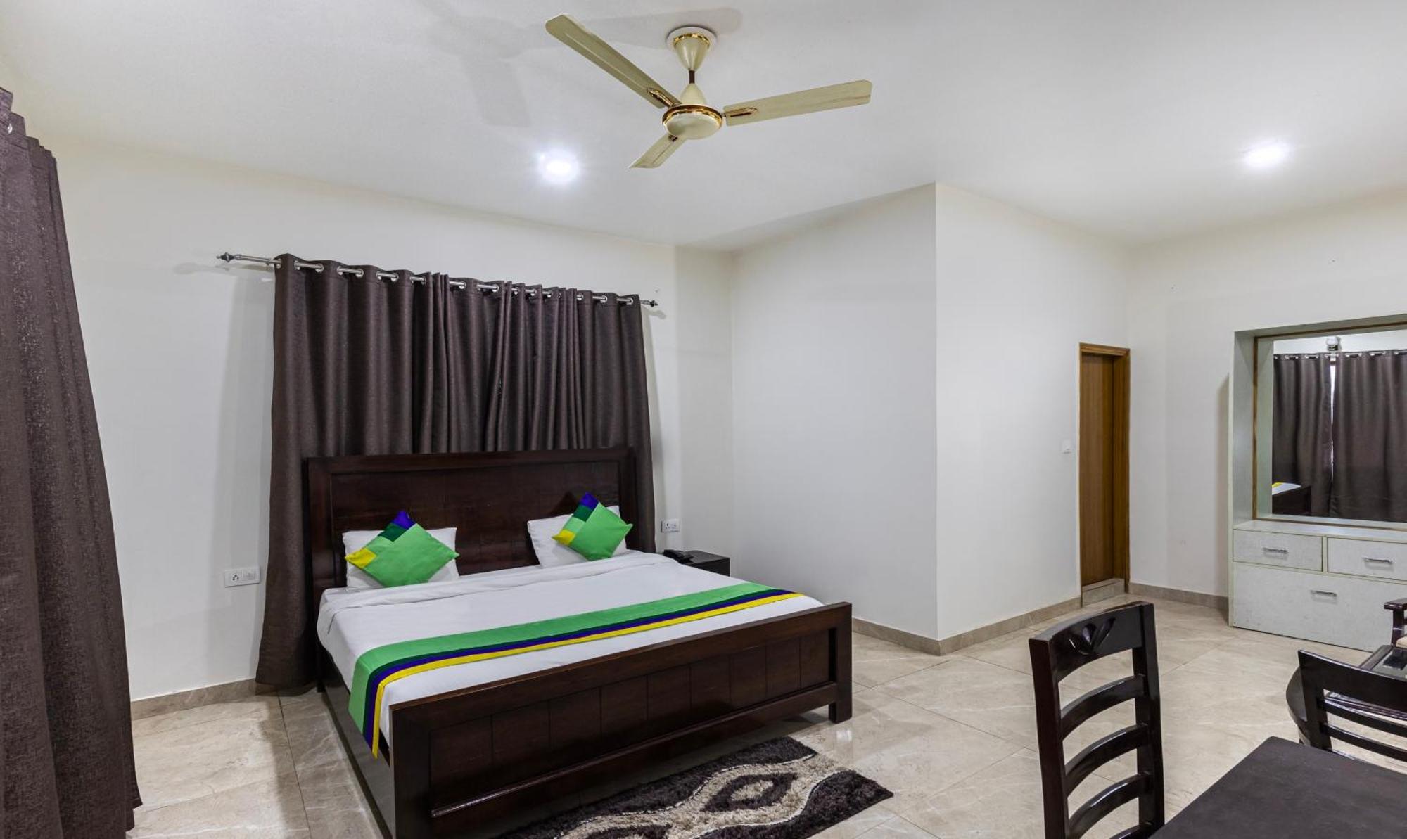 Treebo Olive Lake View Inn June Estate Бхимтал Экстерьер фото